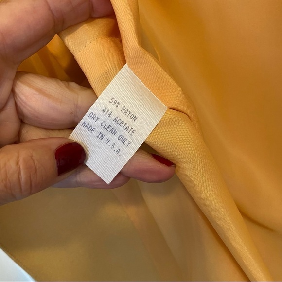 Vintage Suit Buttery soft yellow high-rise two-piece suit size 6 - Picture 8 of 15